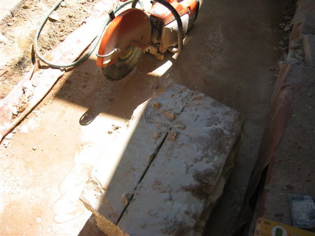 Natursteinbearbeitung Elektrotrennschleifer